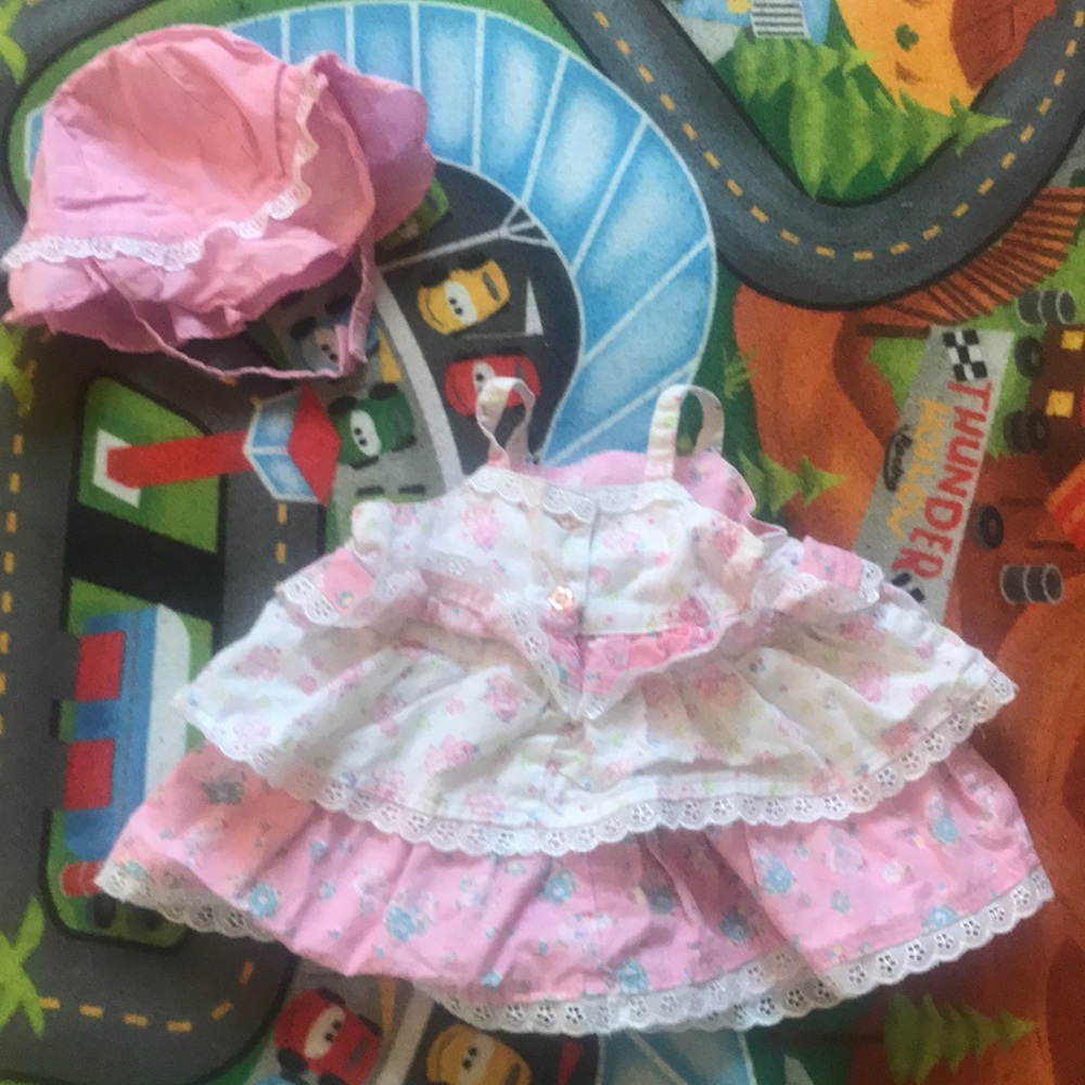 Baby girls hat & dress